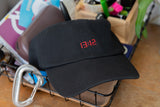 Schwarze Wien Streetwear Dad Cap, Nahaufnahme rote 13:12 LED-Stickerei auf Front, leicht seitlich