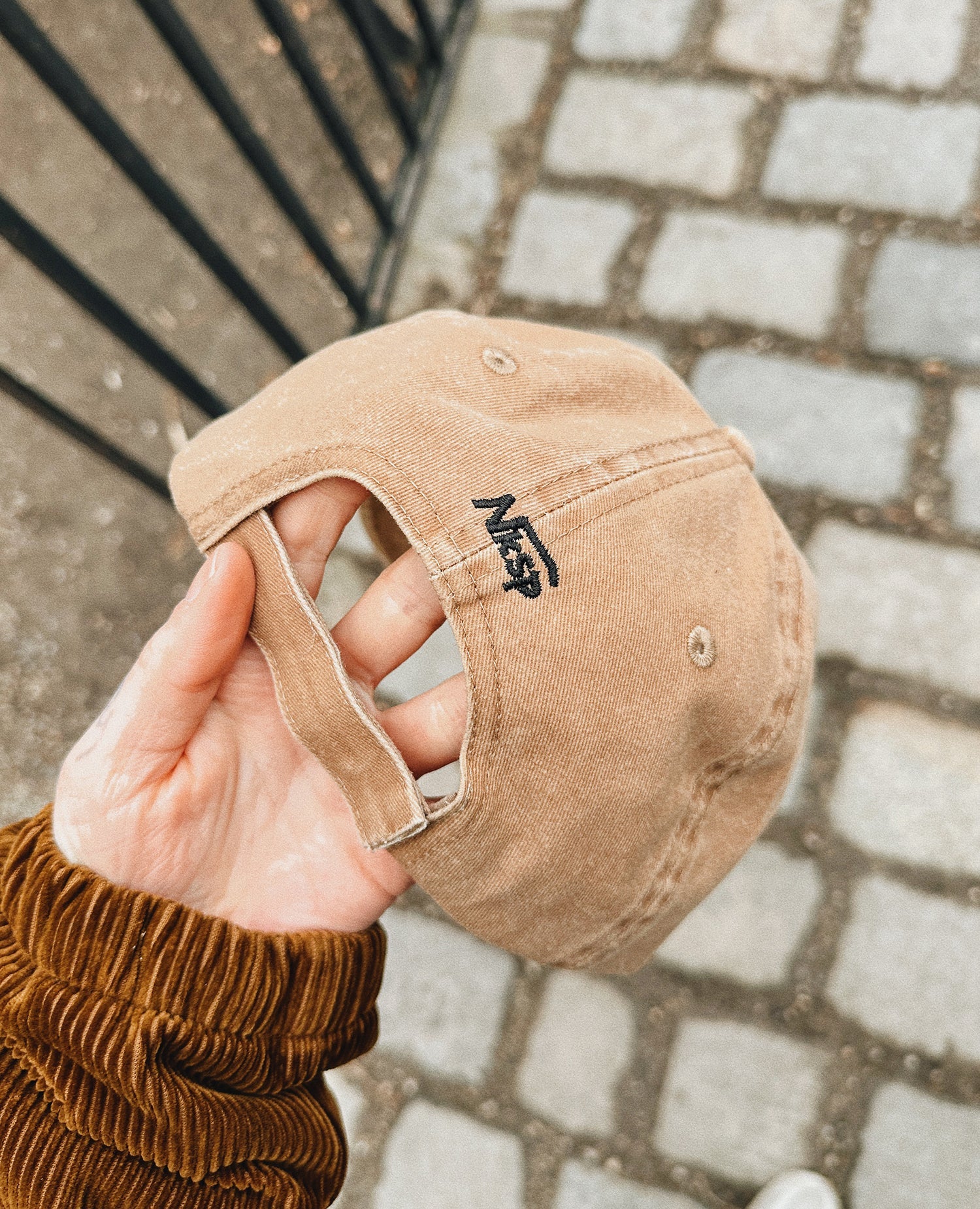 Justice Pigeon Dad Cap von NKSP