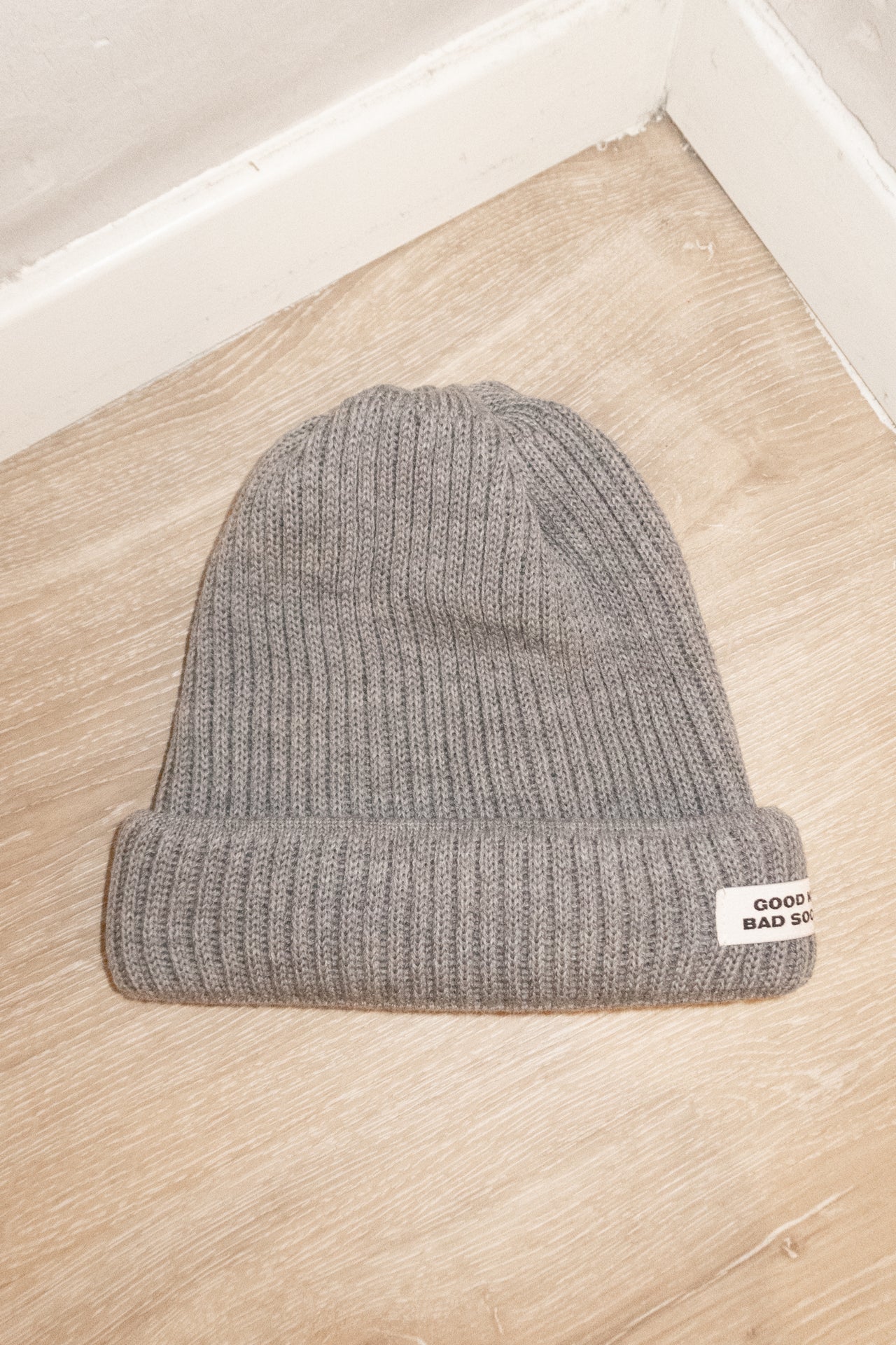 RIBBED MERINO WOOL BEANIE