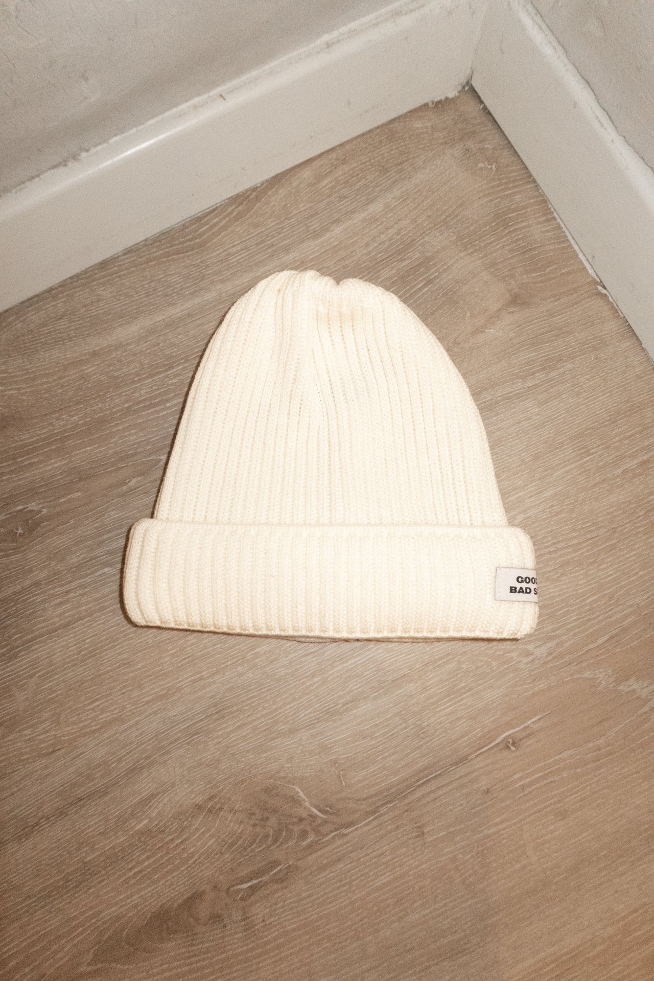 RIBBED MERINO WOOL BEANIE