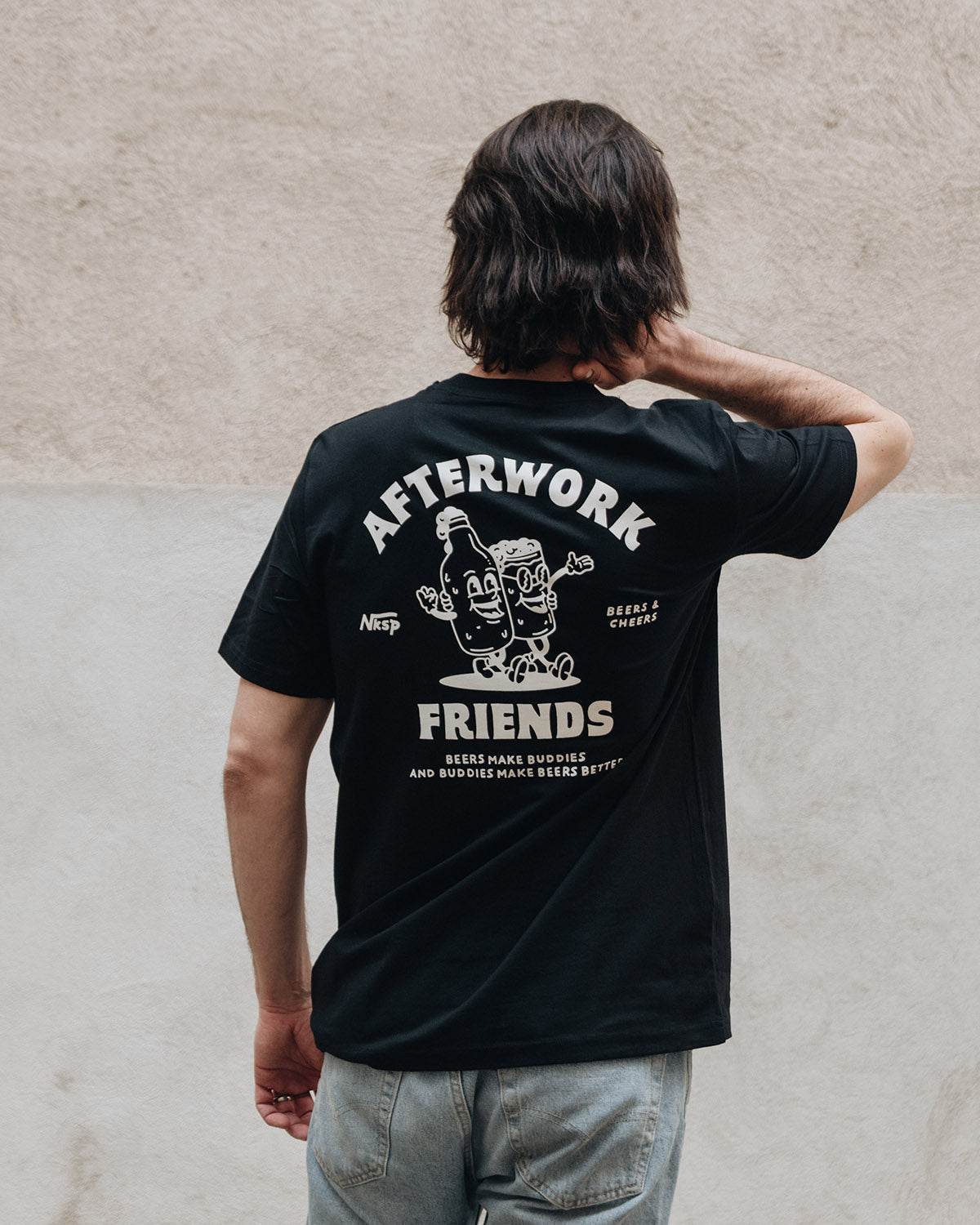 Afterwork Friends T-Shirt Schwarz von NKSP – Beer-Buddies-Print, Vorderansicht