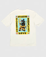 A Place For Diversity T-Shirt Off-White von NKSP – Rückansicht flach gelegt mit buntem Druck