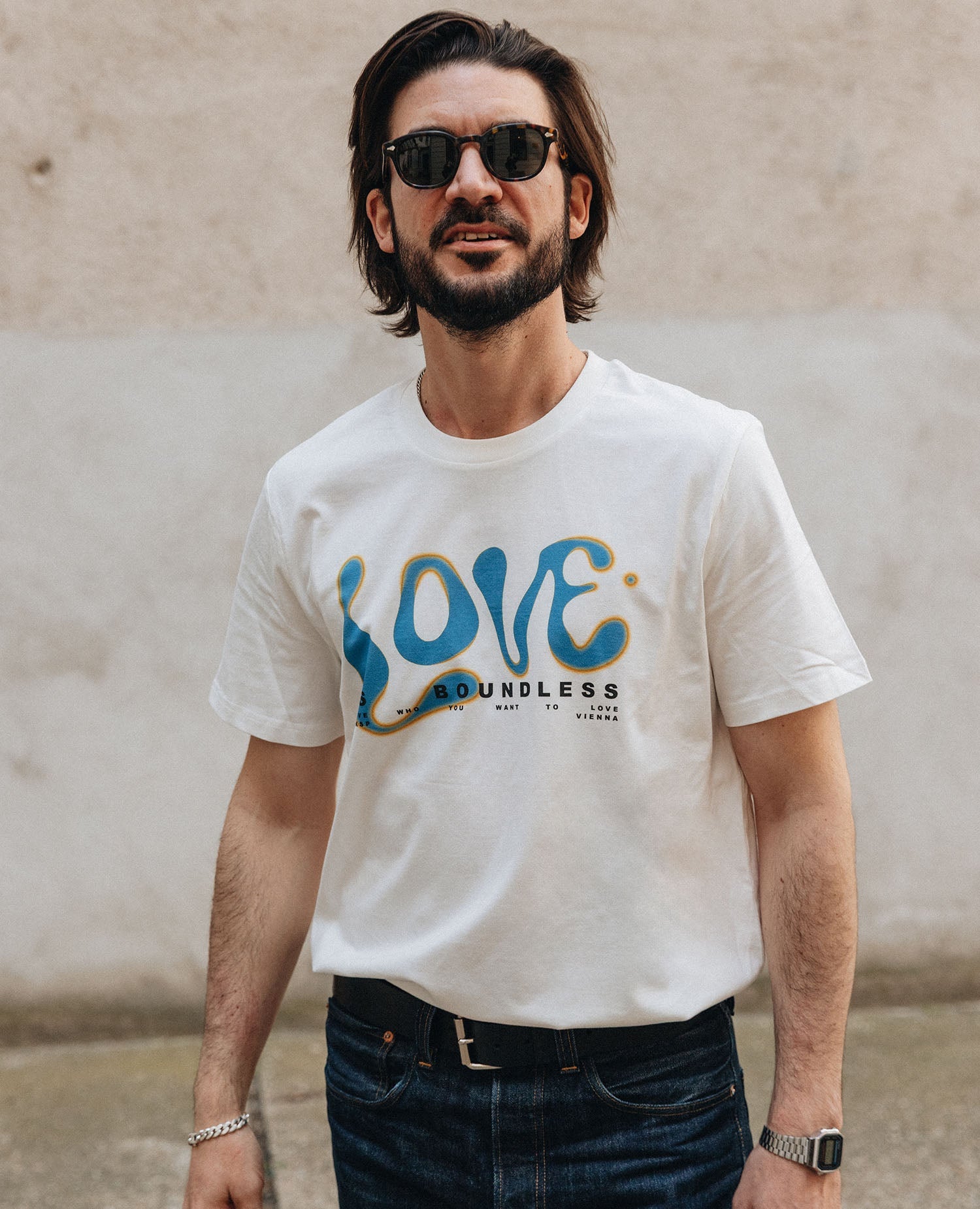 Love is Boundless T-Shirt von NKSP – Frontprint Statement
