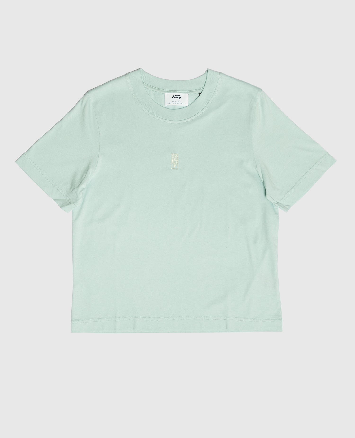 Blume Damen T-Shirt Eisblau von NKSP – gesticktes Blumenmotiv im Stil der Wiener Werkstätte