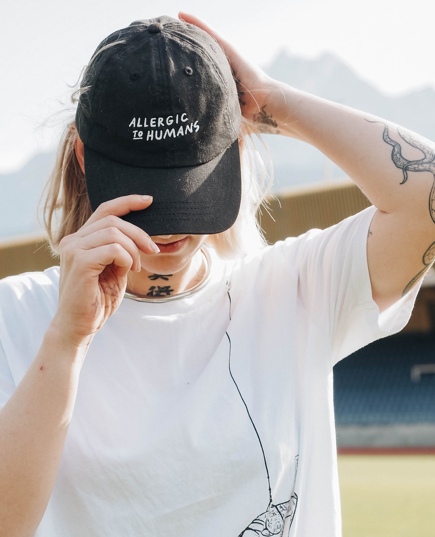 NKSP x Mrs. Nice Allergic To Humans Cap von NKSP – Frontansicht