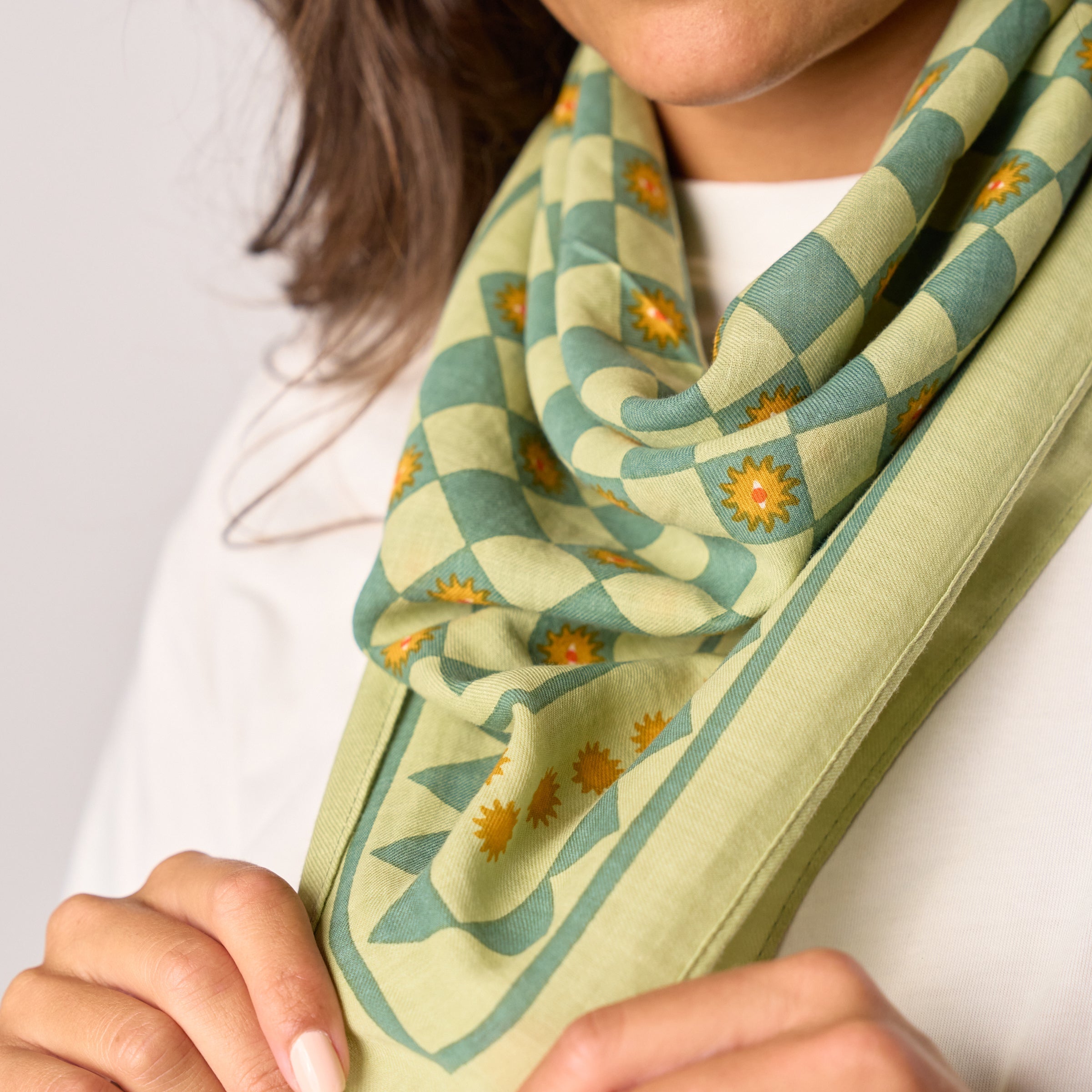 Scarf Romane