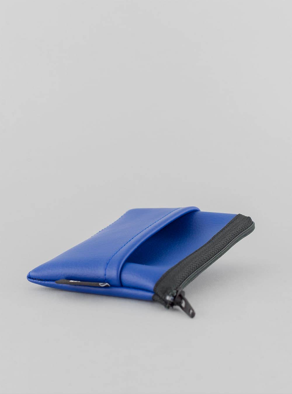 Kartenetui (Blau) — Veganes Leder