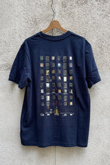 GEMEINDEBAU BEI NACHT LOOSE FIT T-SHIRT