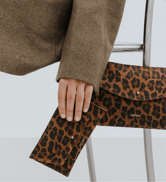 Mini Envelope - Leo Brown