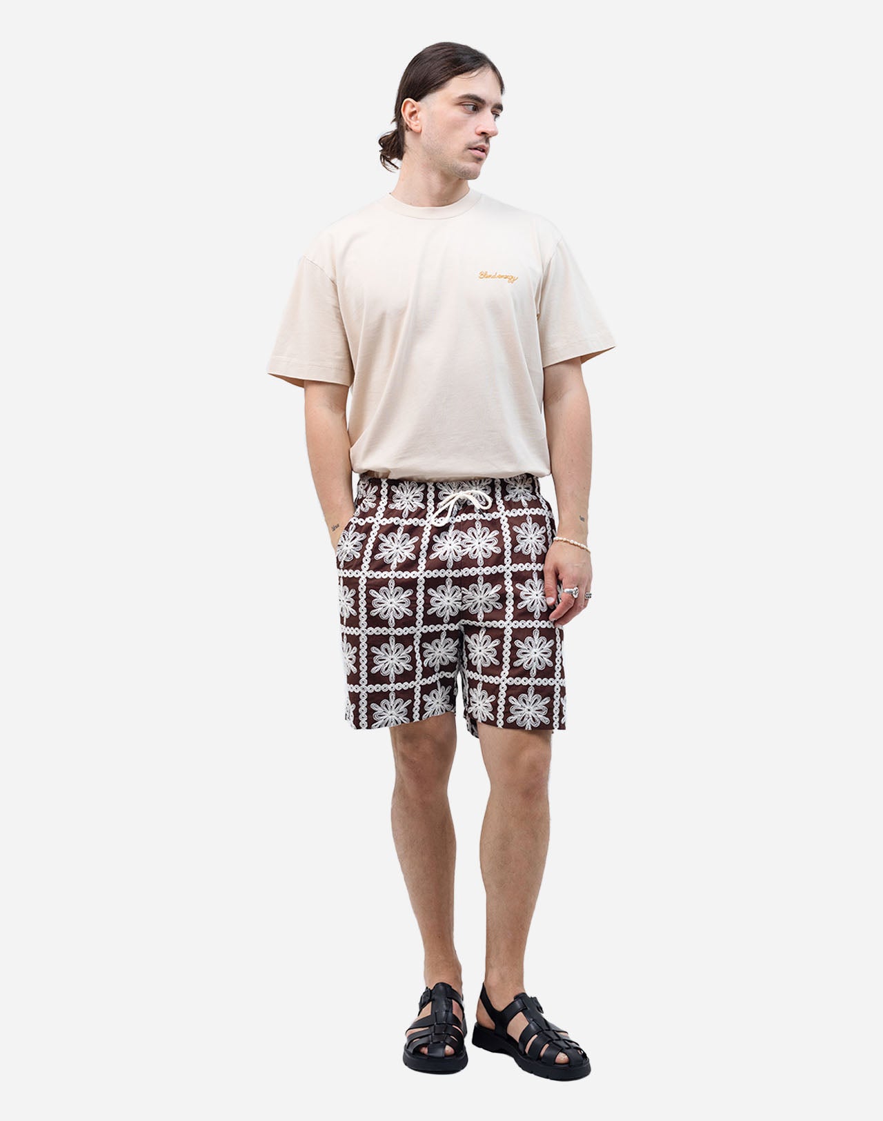 Short Gujo Khaju